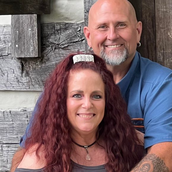 Meet your Posher, Lynn - Picture 1 of 1